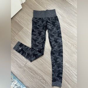 Gymshark adapt seamless workout set